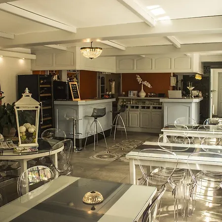 מלון Burlatis Sainte-Énimie