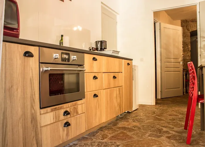 Ξενοδοχείο Burlatis